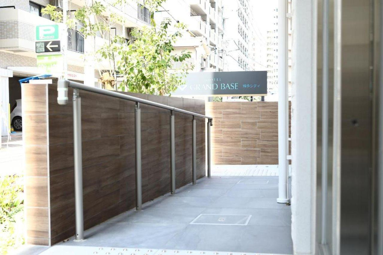 GRAND BASE Hakata City Fukuoka  Bagian luar foto