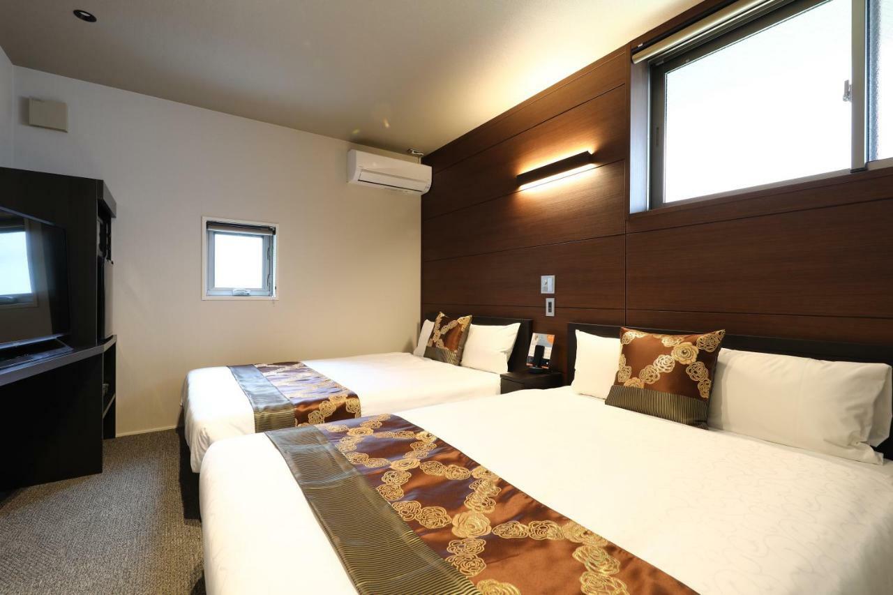 GRAND BASE Hakata City Fukuoka  Bagian luar foto